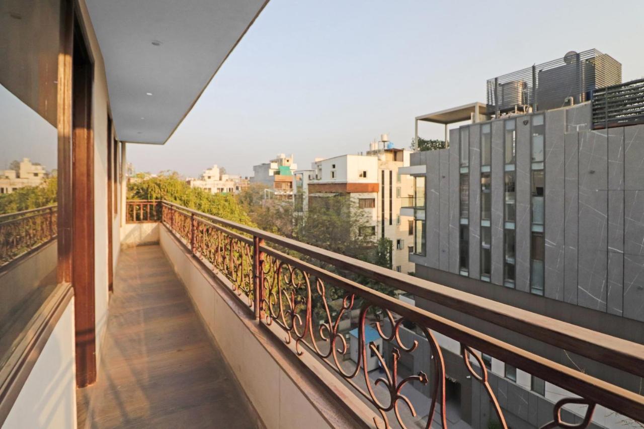 Oyo 87728 Shivam Residency