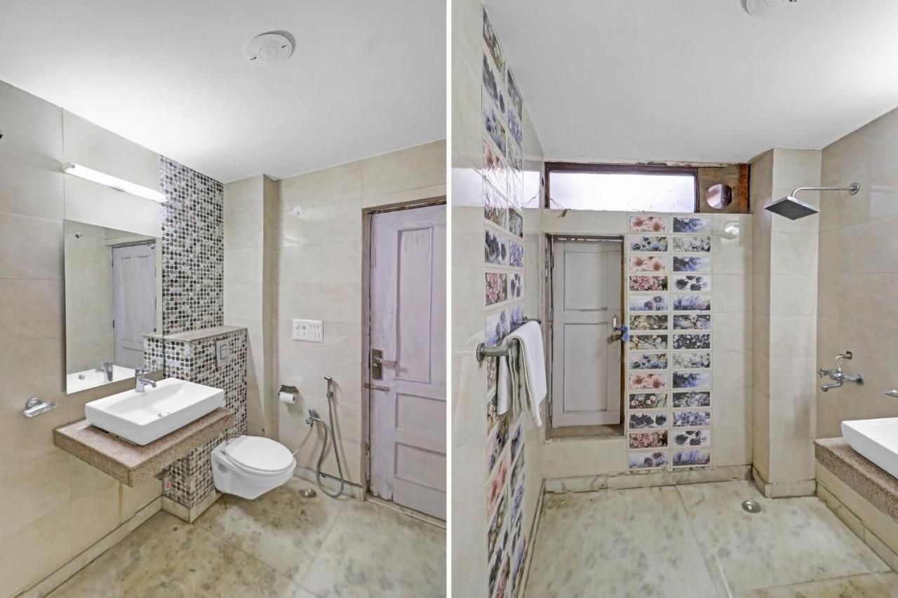 Oyo 87728 Shivam Residency 3*